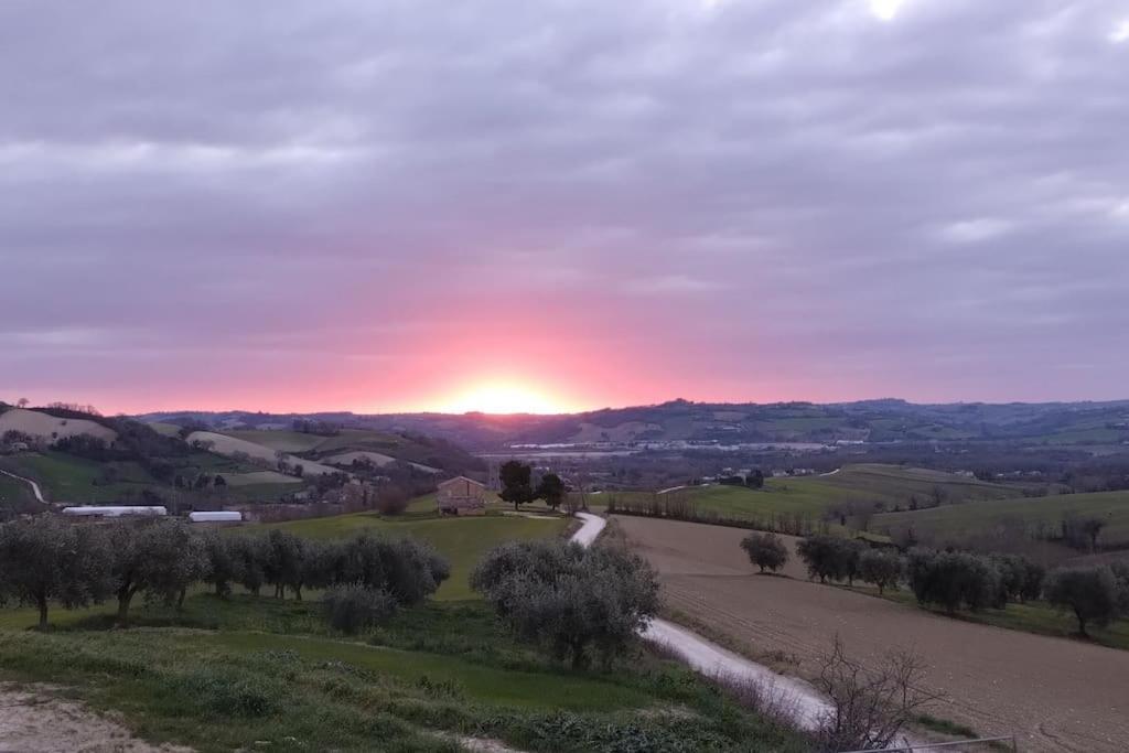 شقة Casal Del Sole - Il Gelso Montefelcino المظهر الخارجي الصورة